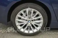 2021 BMW 520