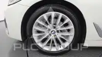 2021 BMW 520