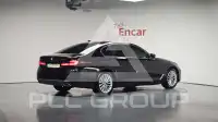 2021 BMW 523