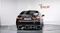 2021 BMW 523M