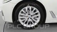 2021 BMW 520