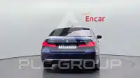 2021 BMW 523