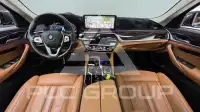 2021 BMW 520