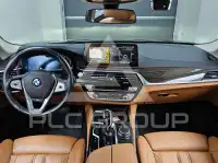 2021 BMW 520