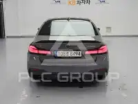 2021 BMW 550M