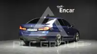 2021 BMW 550M