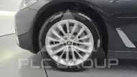 2021 BMW 530