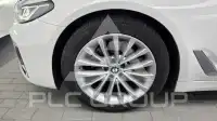 2021 BMW 520