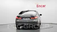 2021 BMW 530