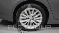 2021 BMW 520