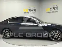 2021 BMW 530M