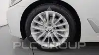 2021 BMW 520