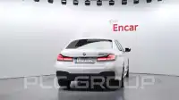 2021 BMW 530M