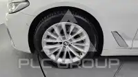 2021 BMW 530