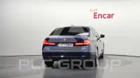 2021 BMW 530