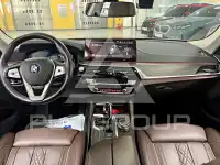 2021 BMW 523