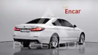 2021 BMW 530