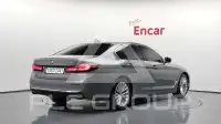 2021 BMW 520