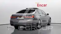 2021 BMW 740