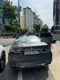 2021 BMW 730