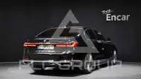 2021 BMW 740