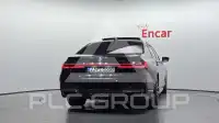 2021 BMW 730M
