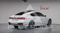 2021 BMW 740M