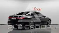 2021 BMW 740