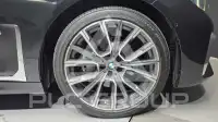 2021 BMW 740M