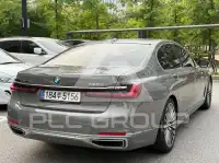 2021 BMW 730