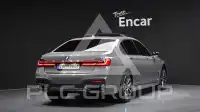 2021 BMW 740M