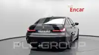 2021 BMW 320M