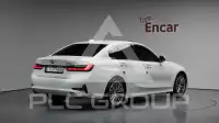 2021 BMW 320