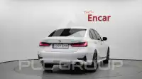 2021 BMW 320