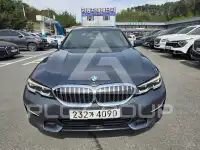 2021 BMW 320