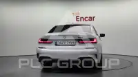 2021 BMW 320M