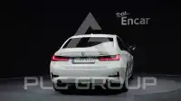 2021 BMW 320