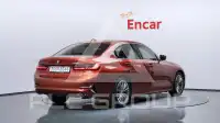 2021 BMW 320