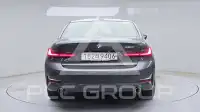 2021 BMW 320
