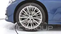 2021 BMW 320
