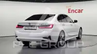 2021 BMW 320