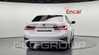 2021 BMW 320