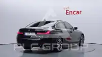 2021 BMW 320