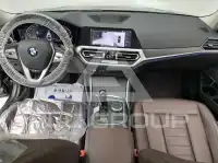 2021 BMW 320