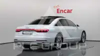 2021 Audi A8