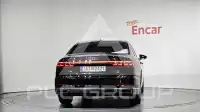 2021 Audi A8