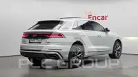 2021 Audi Q8
