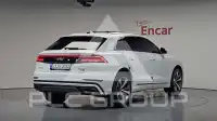 2021 Audi Q8