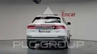 2021 Audi Q8