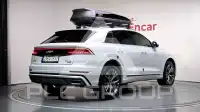 2021 Audi Q8